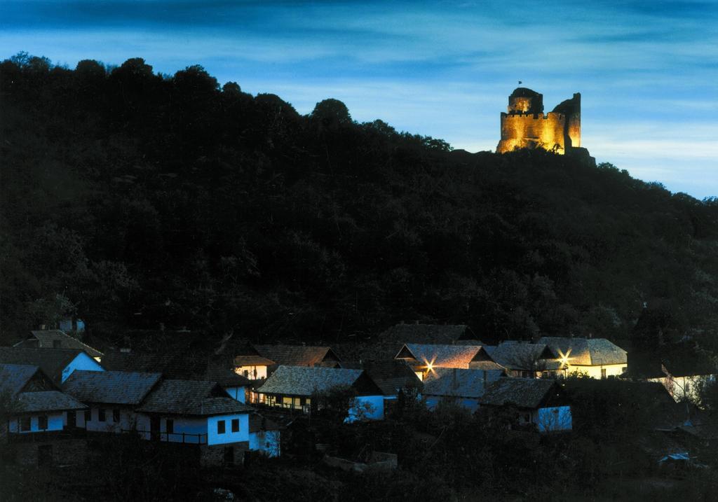 Hollokoeves Vendeghazak Otel Dış mekan fotoğraf