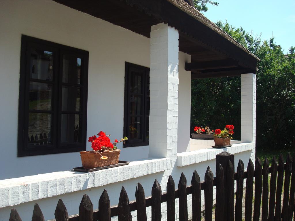Hollokoeves Vendeghazak Otel Dış mekan fotoğraf