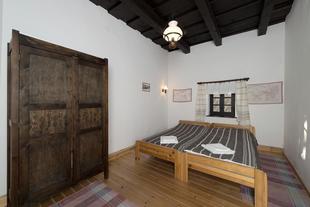 Hollokoeves Vendeghazak Otel Oda fotoğraf