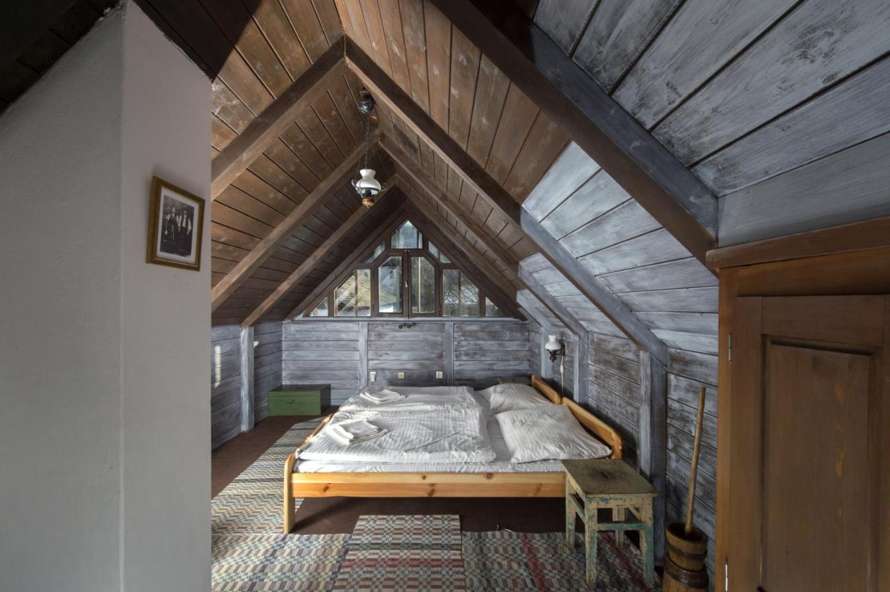 Hollokoeves Vendeghazak Otel Oda fotoğraf