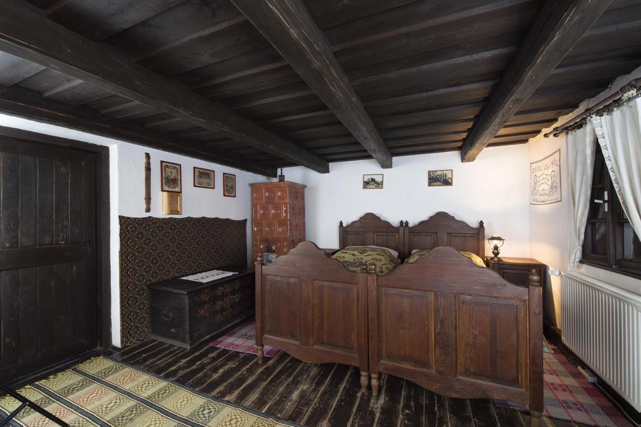 Hollokoeves Vendeghazak Otel Oda fotoğraf